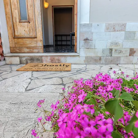 Hostly-la Casa Di Andrea-near The Leaning Tower Апартаменты *